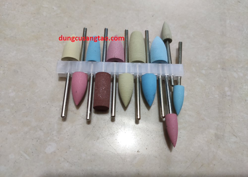 Bộ 12 đầu đánh bóng đá